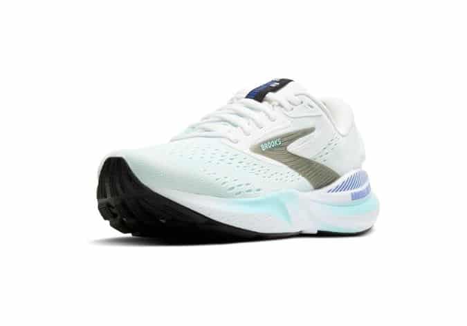 Best Running Shoes for Women, Expert Advice to Choose