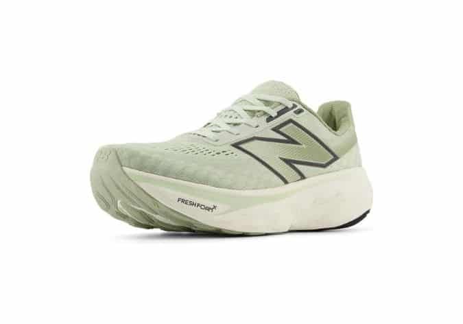 Best Running Shoes for Women, Expert Advice to Choose